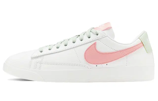 Nike Blazer Low LE White Red