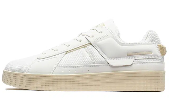 特步 耐磨 低帮 板鞋 男款 米色