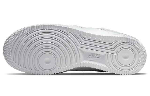 Nike Air Force 1 LX