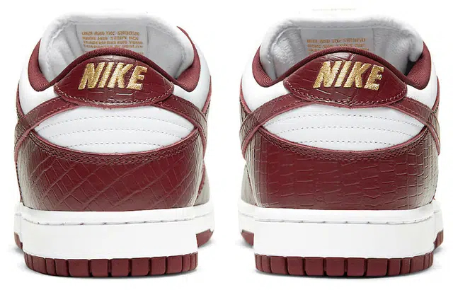 Supreme x Nike Dunk SB Barkroot Brown
