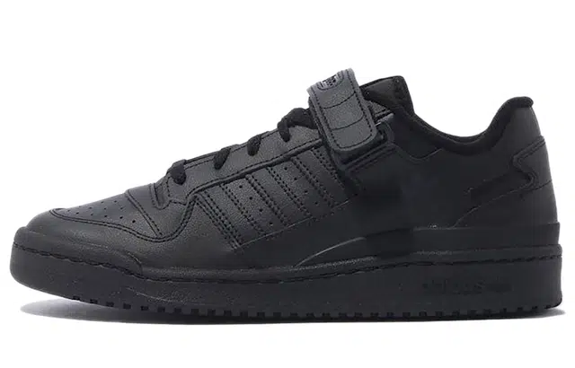adidas Forum Low Triple Black