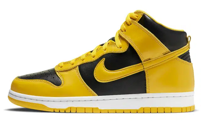Nike Dunk SP "Varsity Maize"