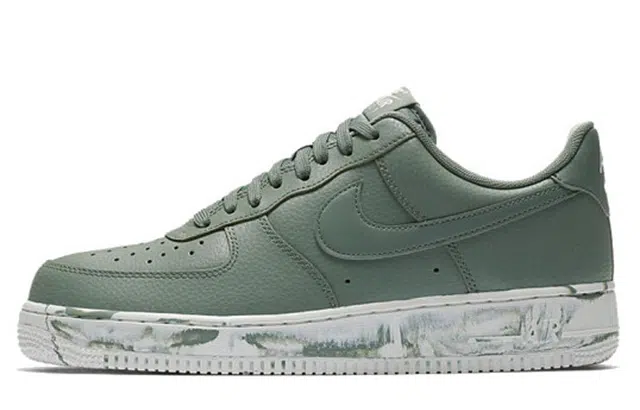 Nike Air Force 1 07 LV8 LTHR Leather Clay Green