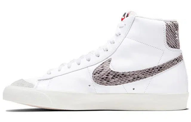 Nike Blazer Vintage Mid White