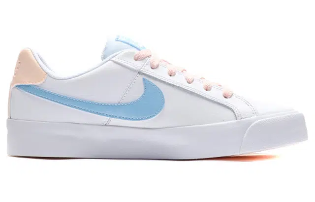 Nike Court Royale AC