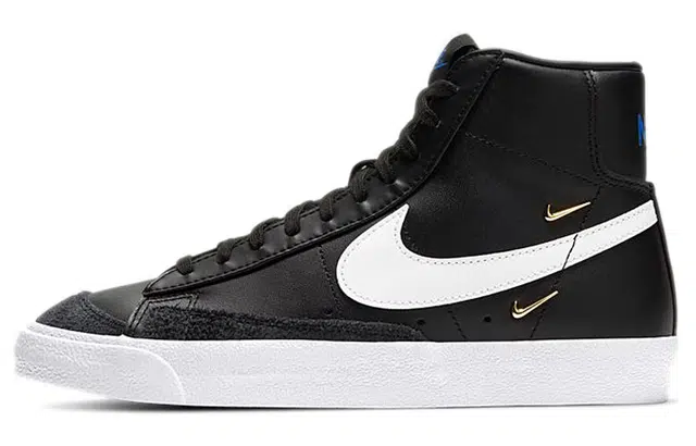 Nike Blazer 77 se "gold luxe"