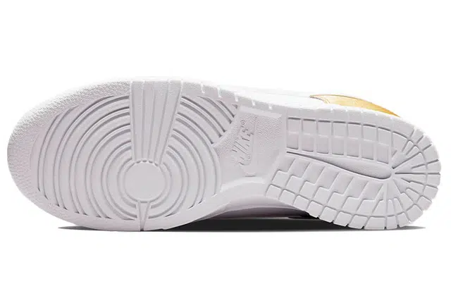 Nike Dunk Low "Metallic"
