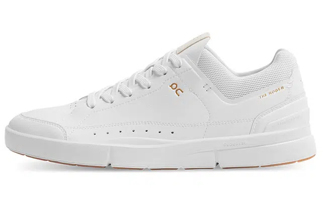 x On The Roger Centre Court