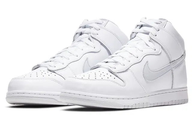 Nike Dunk SP "Pure Platinum"