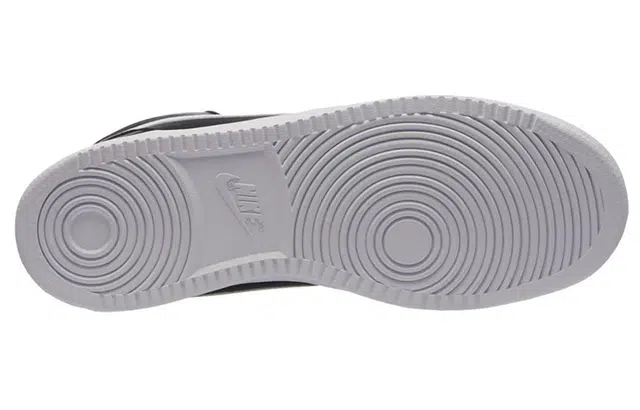 Nike EBERNON Mid