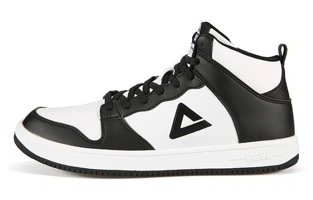 匹克 舒适潮流 包裹性耐磨防滑 中帮 板鞋 白黑