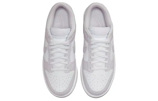 Nike Dunk Low "Light Violet"