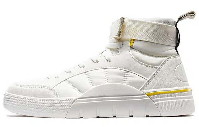 特步 时尚魔术贴 高帮 板鞋 女款 白色