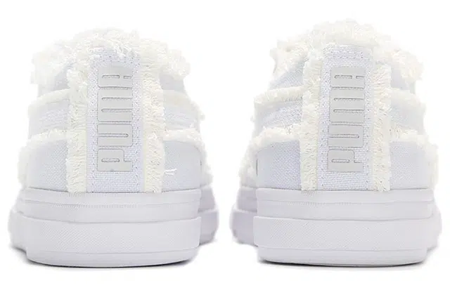 PUMA Capri Raw Cut