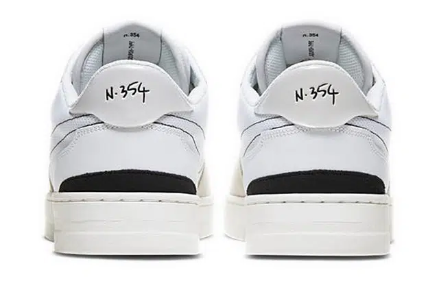 Nike Squash Type