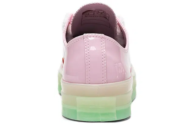 J.W.Anderson x Converse Patent Leather Chuck 70 Low Top