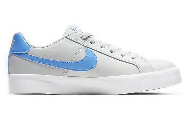 Nike Court Royale AC