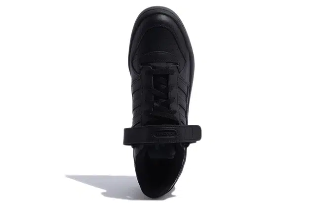 adidas Forum Low Triple Black