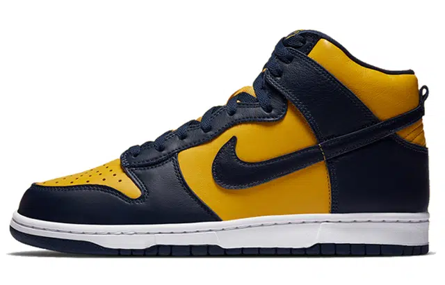 Nike Dunk SP "Michigan"