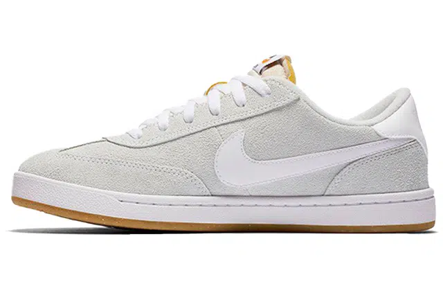 Nike SB FC Classic