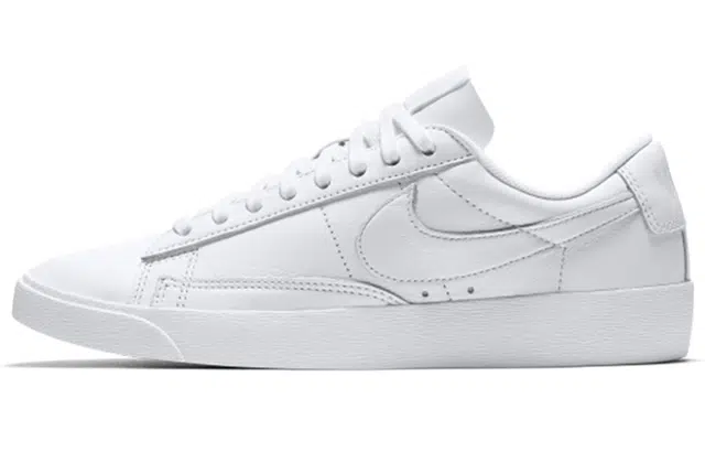 Nike Blazer Low LE White