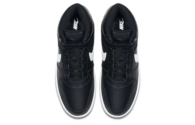 Nike EBERNON Mid