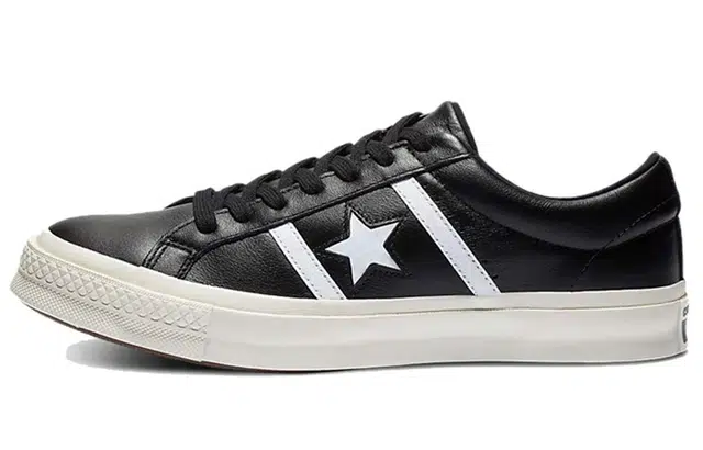 Converse One Star