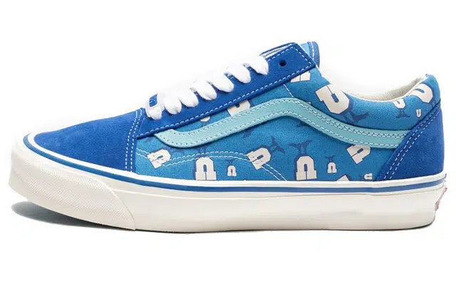 UNDEFEATED x Vans Old Skool LX