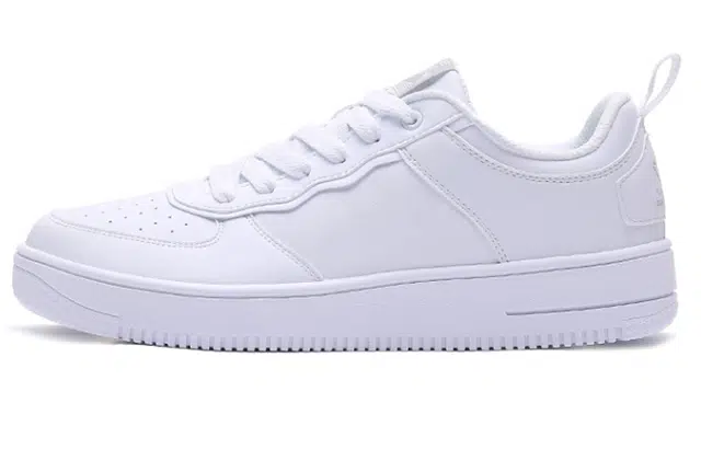 鸿星尔克 潮流百搭 防滑耐磨 低帮 板鞋 白色