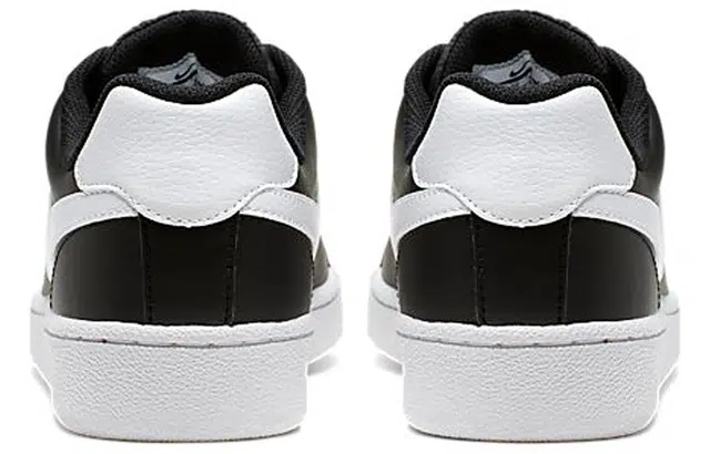 Nike Court Majestic Leather