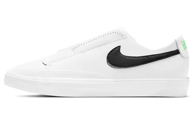 Nike Blazer Low Slip White Black