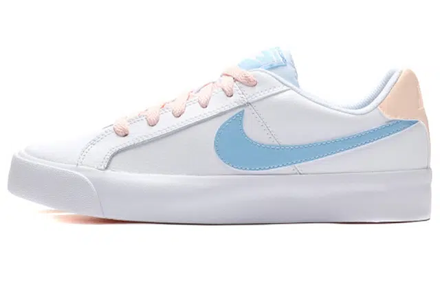 Nike Court Royale AC