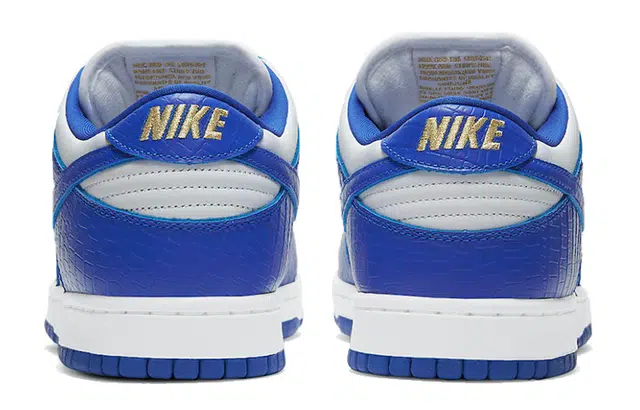 Supreme x Nike Dunk SB Hyper Royal