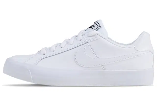 Nike Court Royale AC