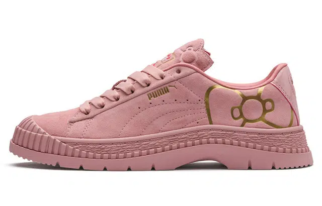 Hello Kitty x PUMA Utility