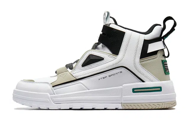 Xtep Retro High-Top Sneakers White Black