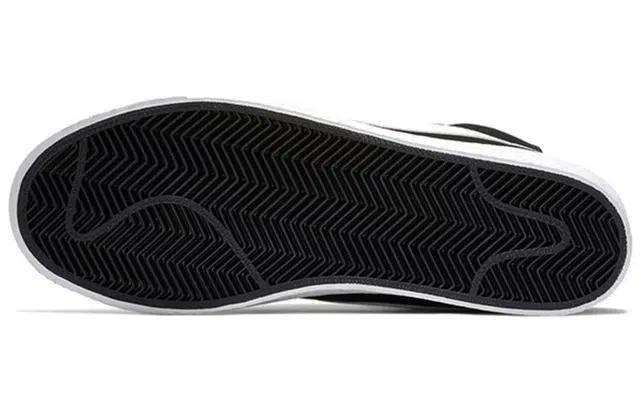 Nike Blazer Mid Black