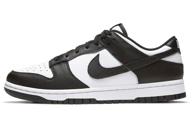 Nike Dunk Low "WhiteBlack"