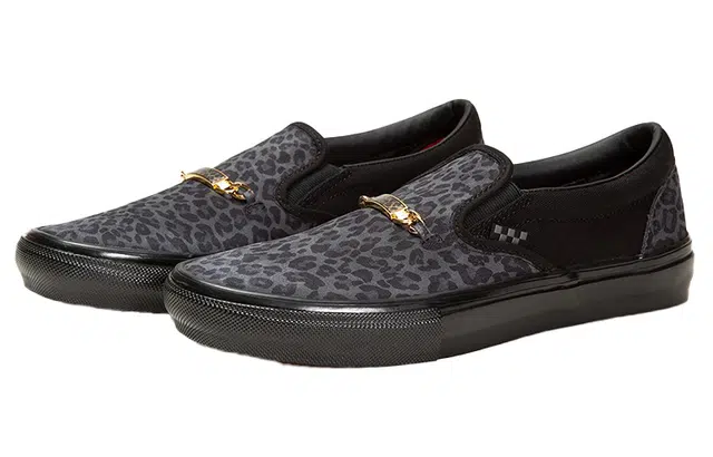 Cher Strauberry x Vans slip-on Skate