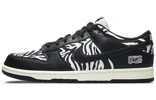 Nike Dunk SB Zebra Low Black White