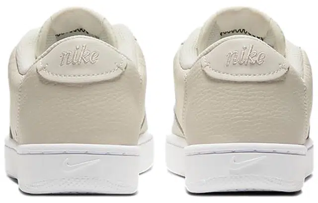 Nike Court Vintage Premium