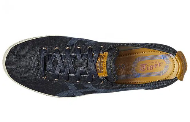 Onitsuka Tiger Mexico Delegation