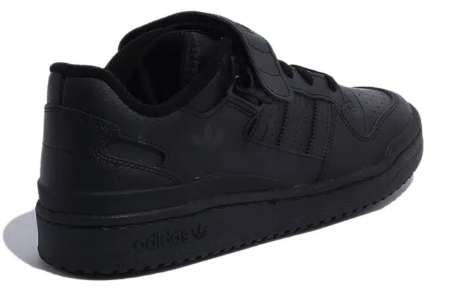 adidas Forum Low Triple Black