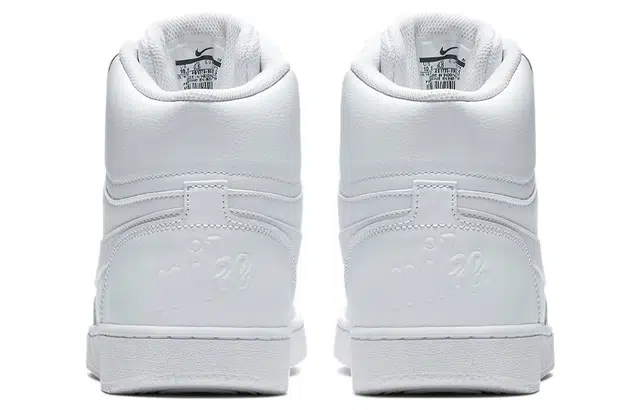 Nike EBERNON Mid