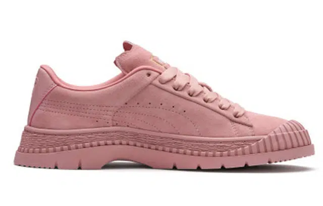Hello Kitty x PUMA Utility
