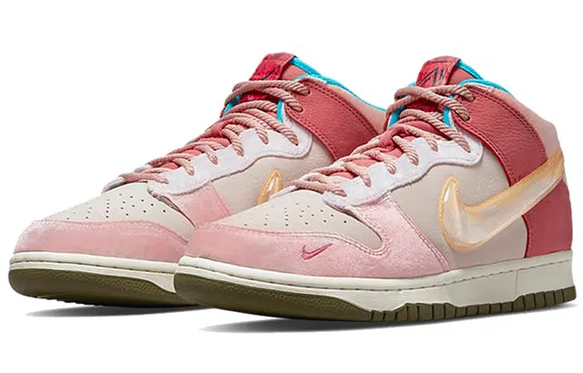 Social Status x Nike Dunk Mid "Strawberry Milk"