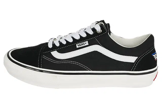 PALACE x Vans Old Skool