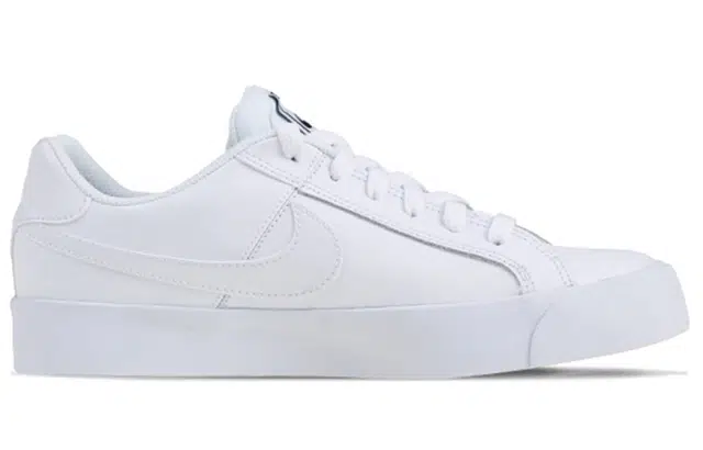 Nike Court Royale AC