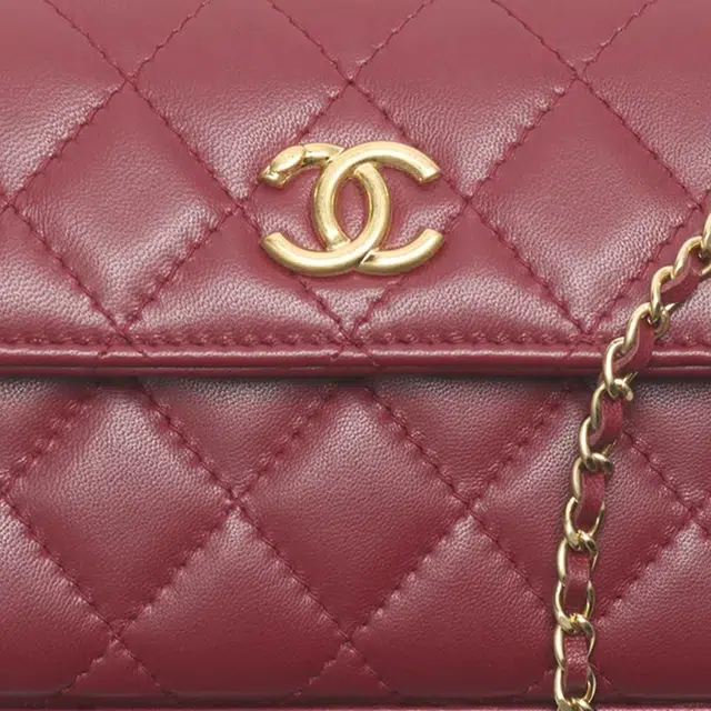 CHANEL 23B kelly