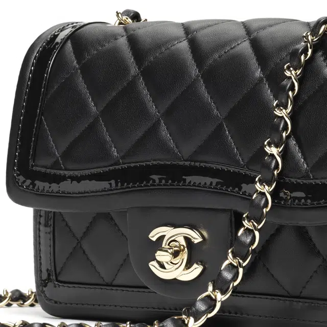 CHANEL 23B